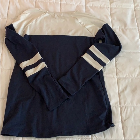 Top - Picture 5 of 6